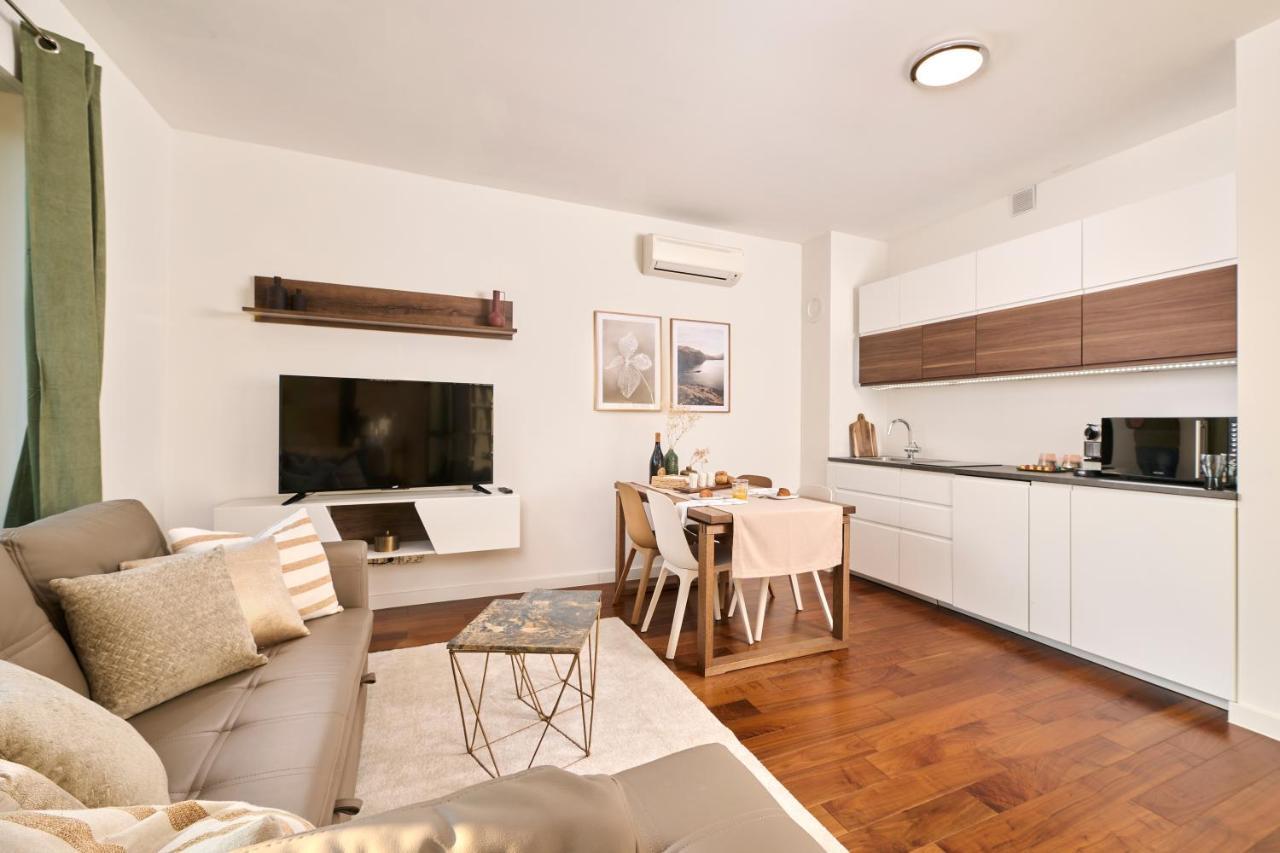 Brand New 1 Bedroom Apartment With Backyard Near The Beach! Poreč Exterior foto